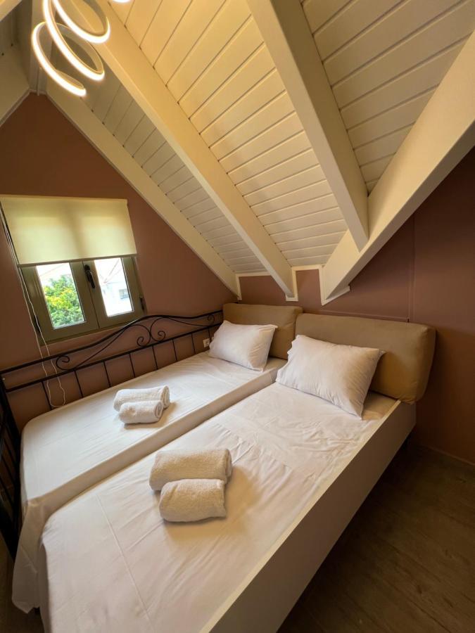 Central Smart Maisonette Apartman Argosztóli Kültér fotó